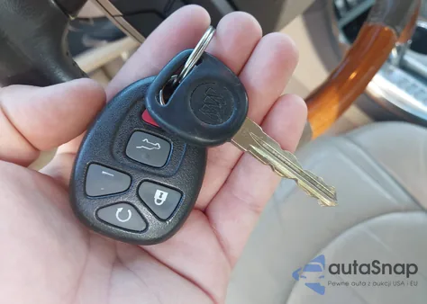 2008 Buick Enclave Cxl z USA, uszkodzony, nr VIN 5GAEV237X8J227652